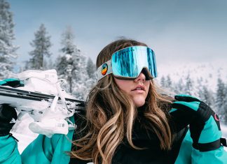 Top ski goggle